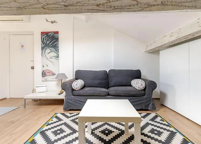 Apartment Mansarda In Pieno Centro - 500mt Da Ariston E Ciclabile Sanremo