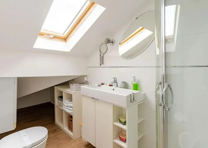 Mansarda In Pieno Centro - 500mt Da Ariston E Ciclabile Apartment