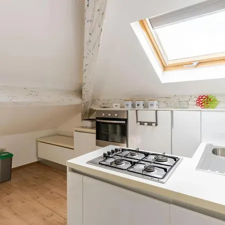 Mansarda In Pieno Centro - 500mt Da Ariston E Ciclabile Appartamento Sanremo