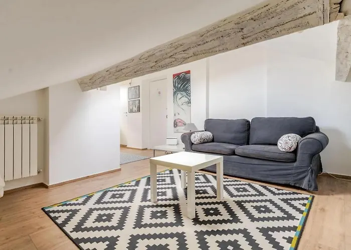 Appartement Mansarda In Pieno Centro - 500mt Da Ariston E Ciclabile San Remo